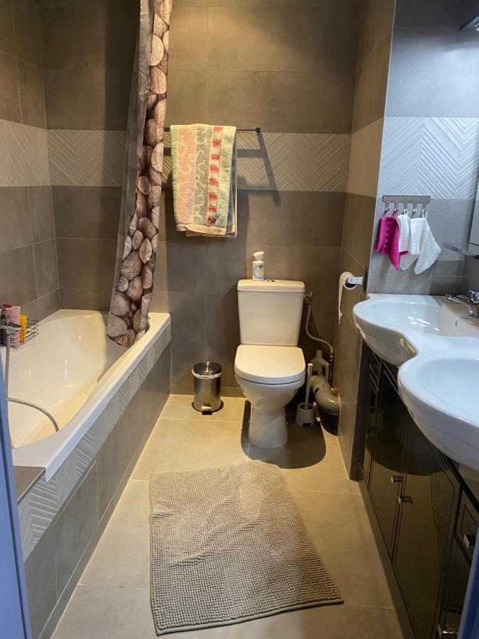 Appartement 3 Min A Pied Du Centre D'Uzes Parking Piscine Экстерьер фото